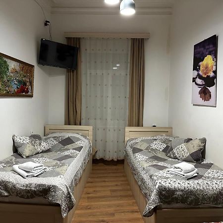 Leselidze Guest House تبليسي المظهر الخارجي الصورة